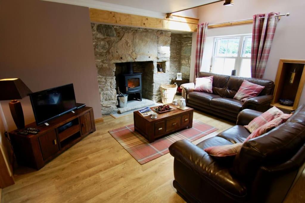 The Old Schoolhouse Lochearnhead Apartment Exterior photo